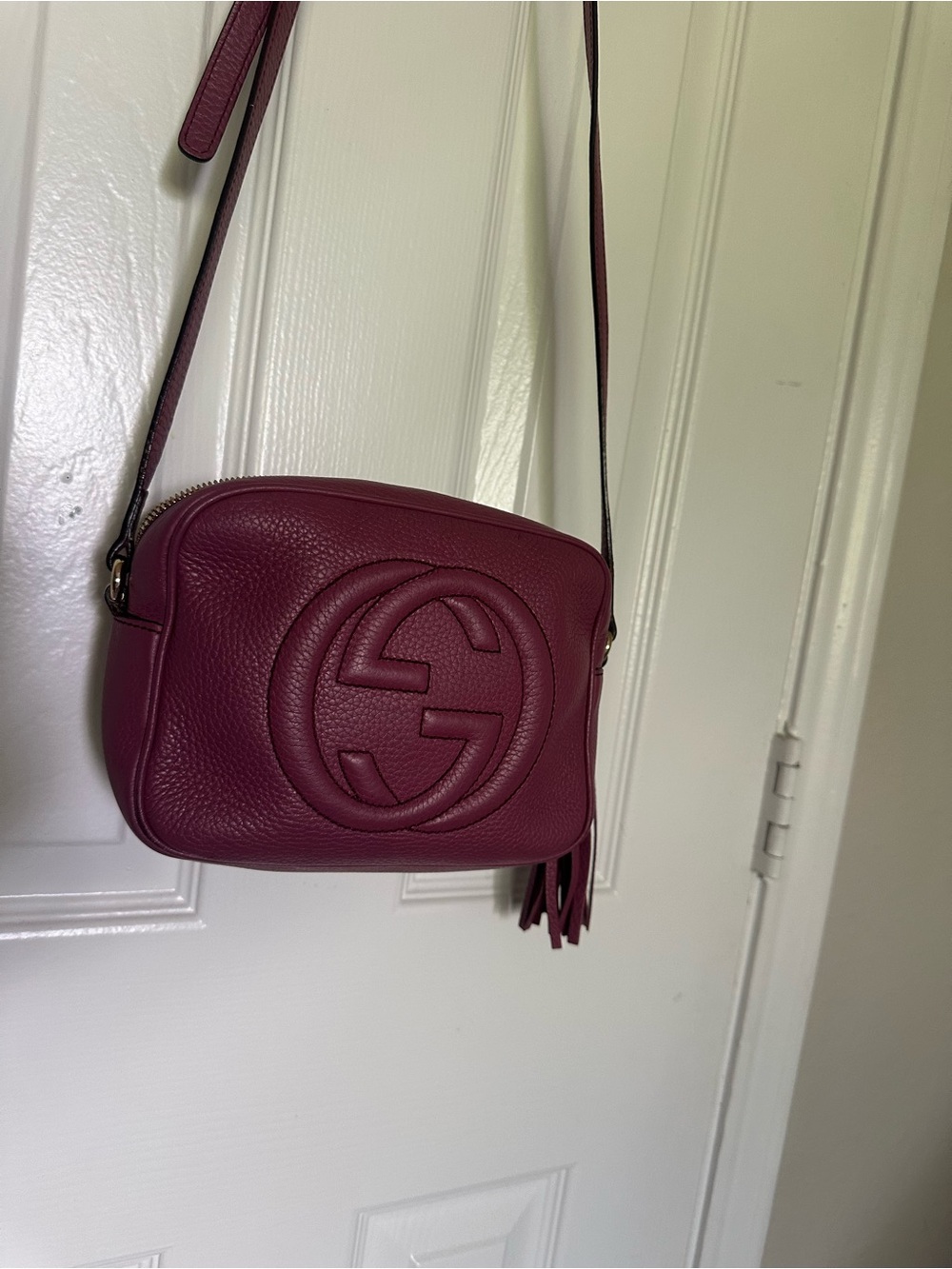 Authentic Gucci Soho Disco Crossbody Bag Raspberry Pink Pebbled Leather